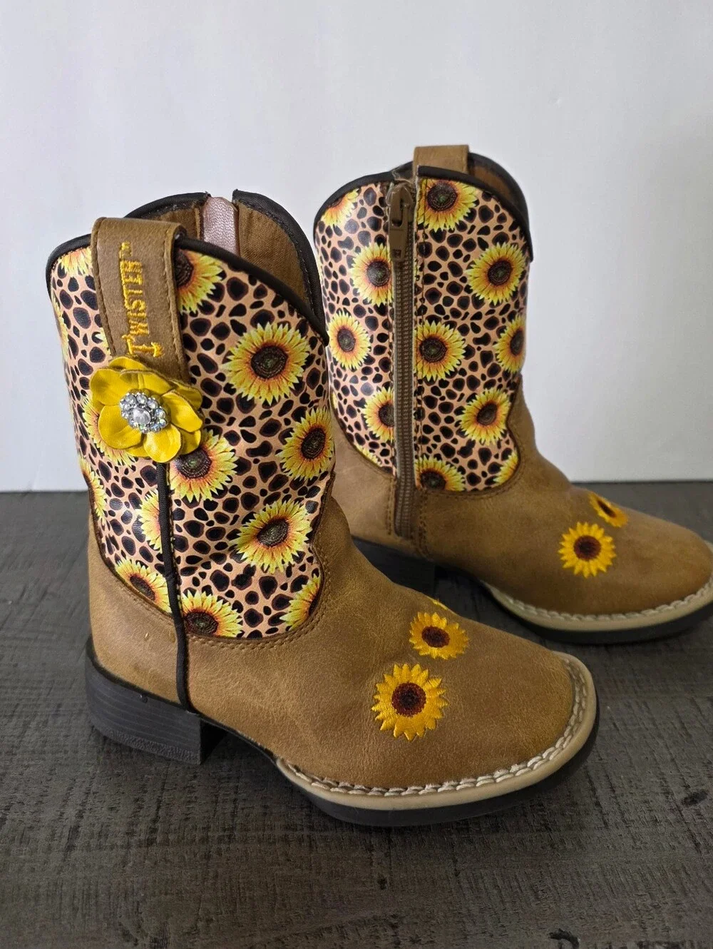 Kids Sunflower Pattern Brown Western Boots